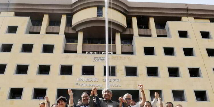 LET Hydrocarbon Engineering signs pact with NTPC for CO2-to-methanol plants