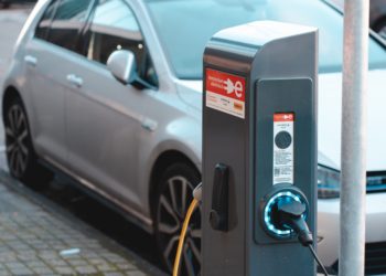 EV