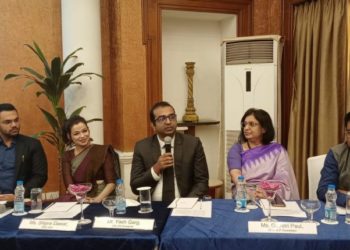 Dr-Yash-Garg-Deputy-Commissioner-Gurugram-launching-the-iWill-CARE-platform.