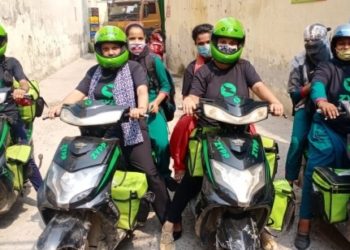Zypp-Electric-unveils-Indias-first-electric-vehicle-mounted-D2C-business
