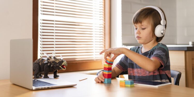 How can Artificial Intelligence help in treating Autism?